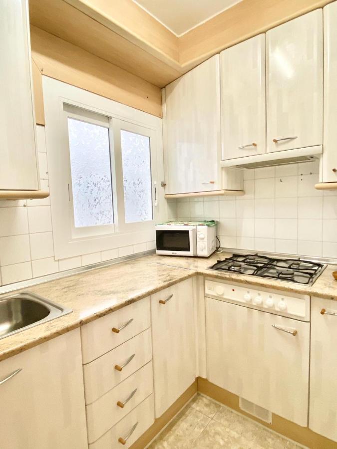 Apartment Apartamento Av. Montserrat Roses